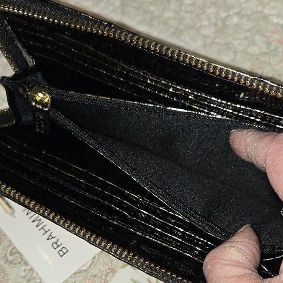 Brahmin Suri Wallet in Onyx Melbourne. NWT. - Picture 14 of 16